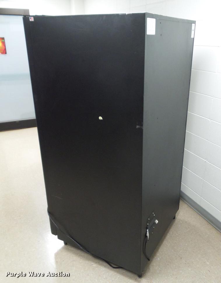 image for item DZ9097 Wittern vending machine