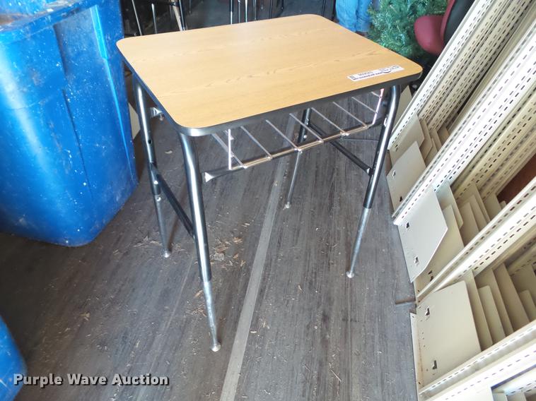 image for item DZ9098 (17) desks