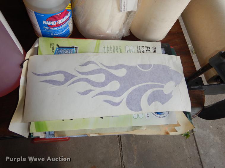 image for item EC9767 Vinyl express unit