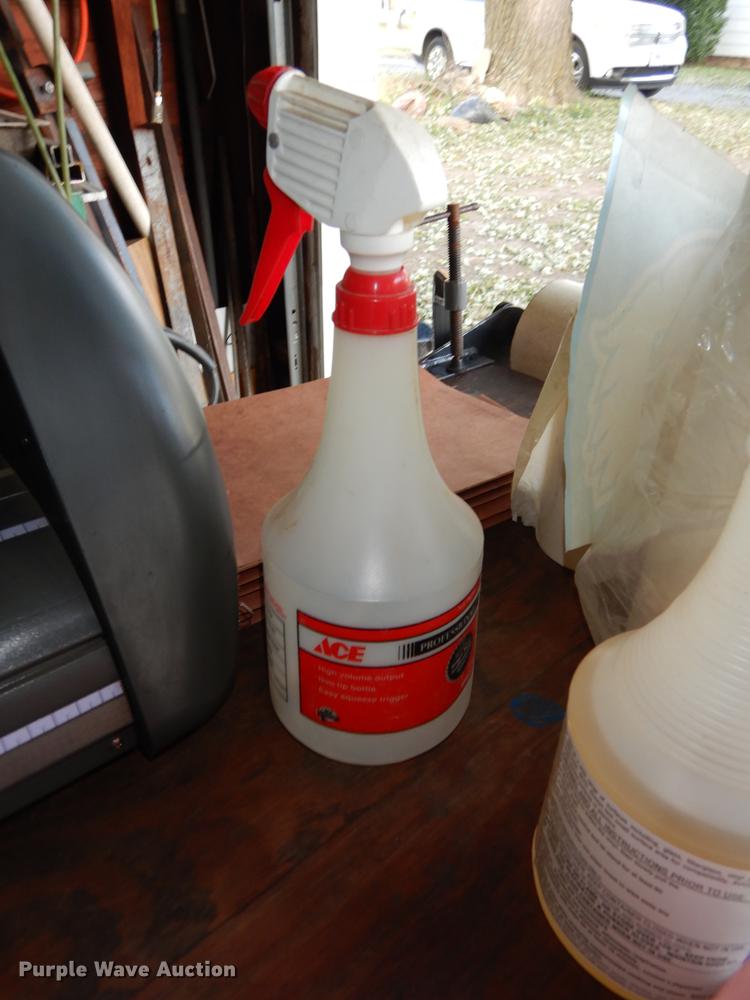 image for item EC9767 Vinyl express unit