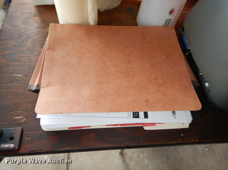 image for item EC9767 Vinyl express unit