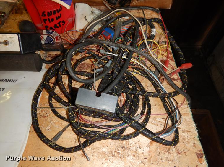 image for item EC9768 Snow plow parts