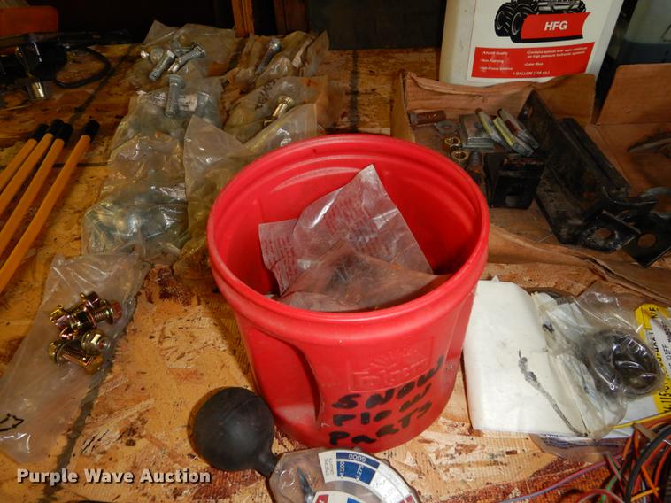 image for item EC9768 Snow plow parts