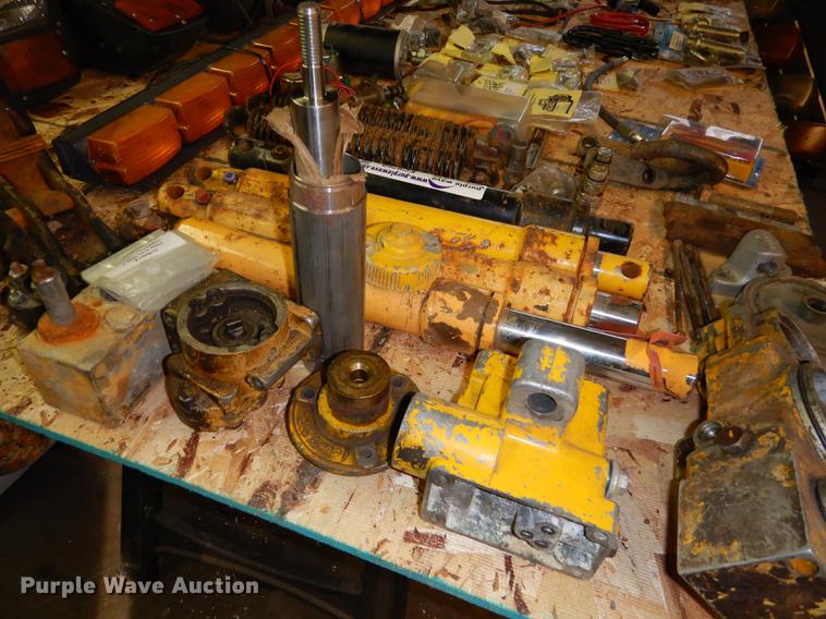 image for item EC9768 Snow plow parts