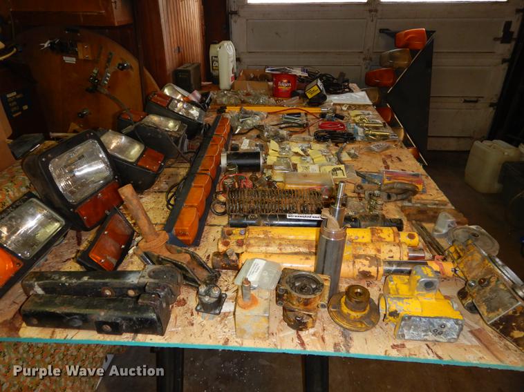 image for item EC9768 Snow plow parts