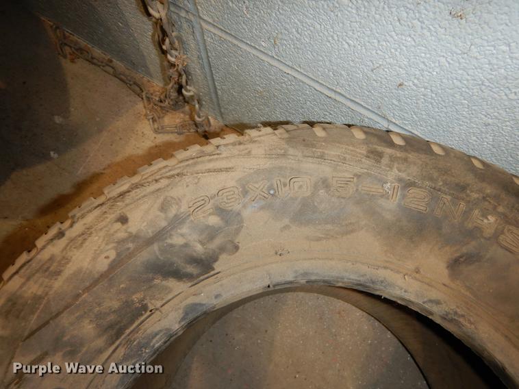 image for item EC9770 (11) tires