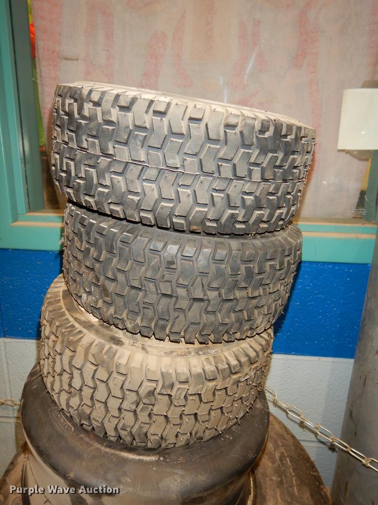 image for item EC9770 (11) tires