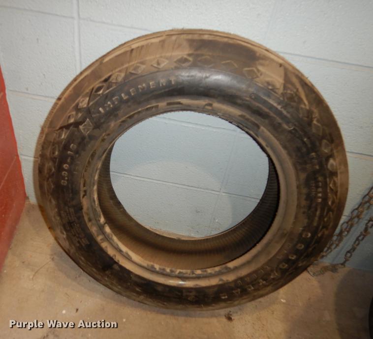 image for item EC9771 (2) implement tires