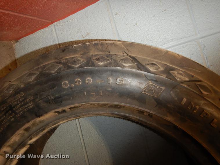 image for item EC9771 (2) implement tires