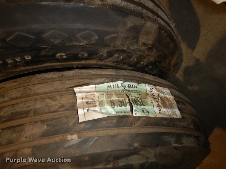 image for item EC9771 (2) implement tires