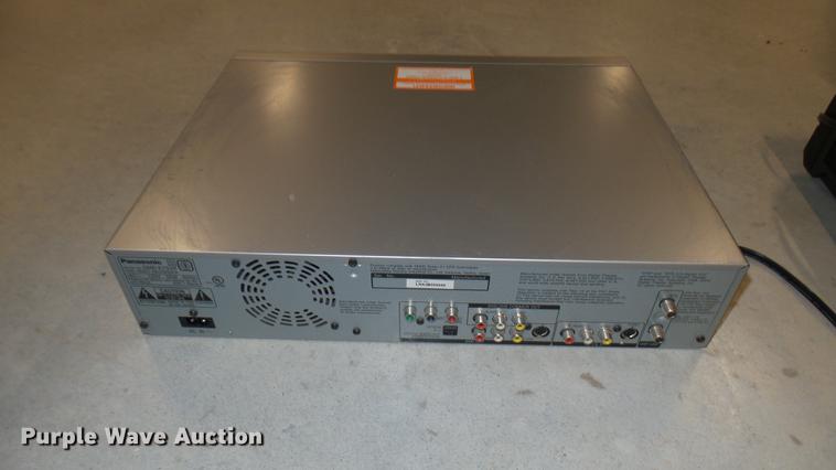 image for item ED9021 (2) DVD/VCR players