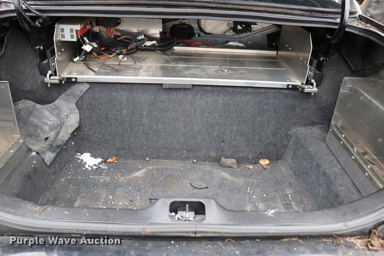 image for item ED9686 2011 Ford Crown Victoria Police Interceptor