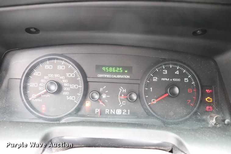 image for item ED9686 2011 Ford Crown Victoria Police Interceptor