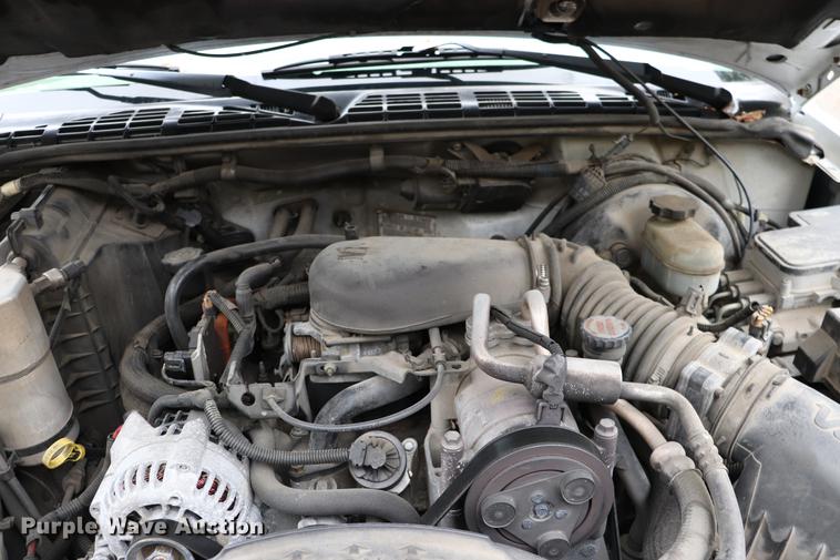 image for item ED9688 1998 Chevrolet S10 pickup truck