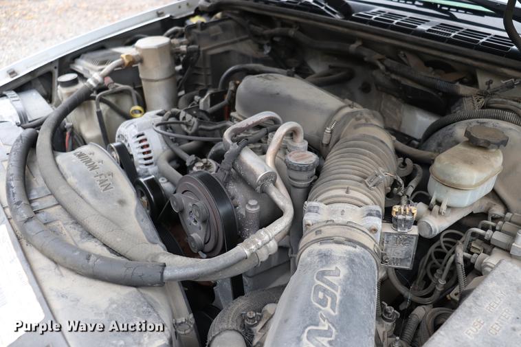 image for item ED9688 1998 Chevrolet S10 pickup truck