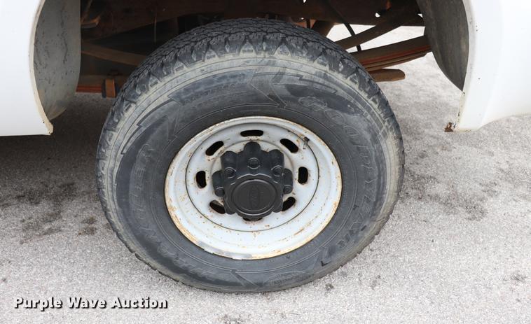 image for item ED9690 2001 Ford F250 Super Duty pickup truck