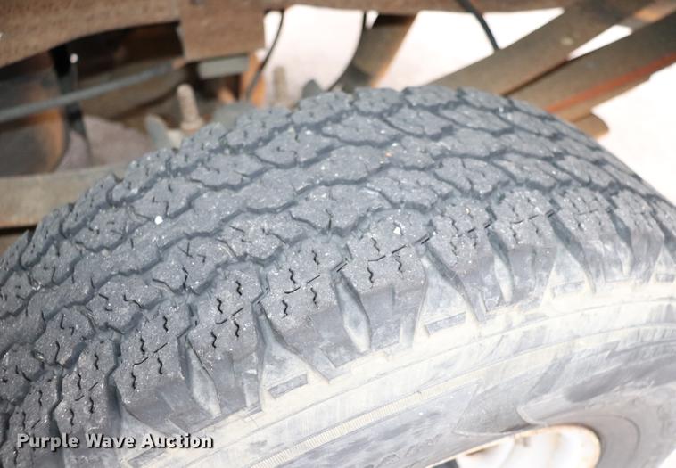 image for item ED9690 2001 Ford F250 Super Duty pickup truck