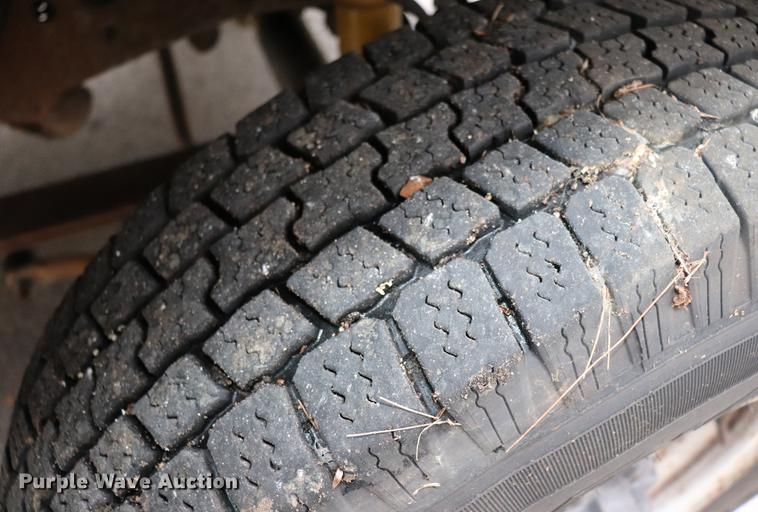 image for item ED9690 2001 Ford F250 Super Duty pickup truck