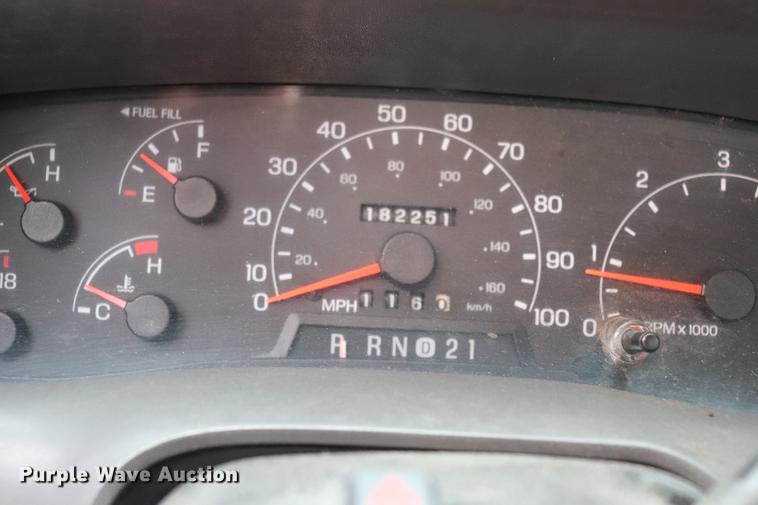 image for item ED9690 2001 Ford F250 Super Duty pickup truck