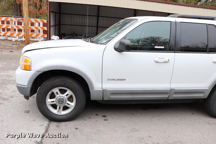 image for item ED9691 2002 Ford Explorer SUV