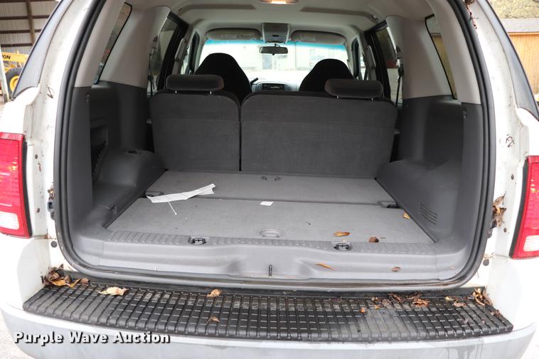 image for item ED9691 2002 Ford Explorer SUV