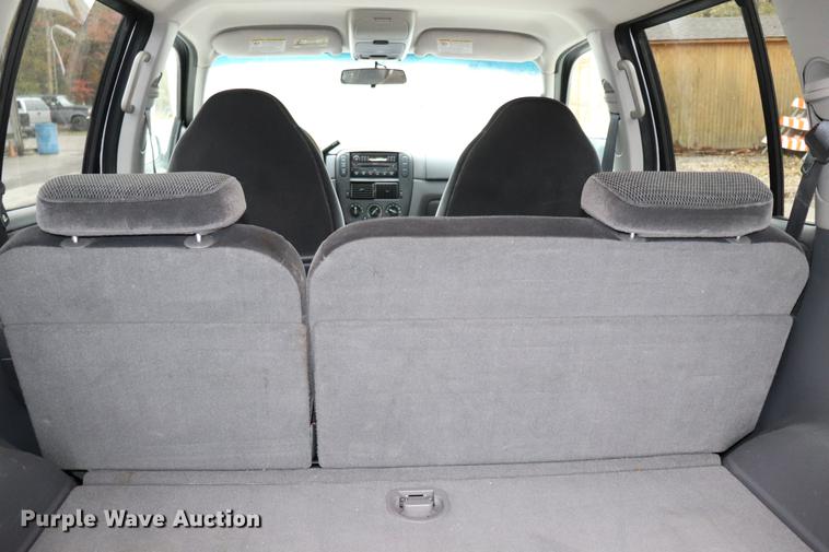 image for item ED9691 2002 Ford Explorer SUV