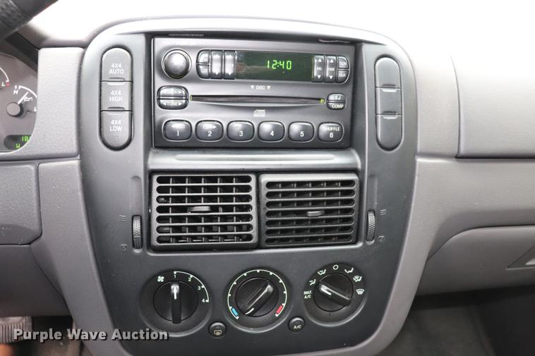 image for item ED9691 2002 Ford Explorer SUV