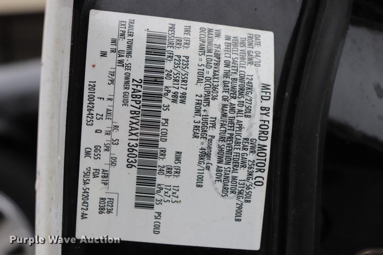 image for item ED9692 2010 Ford Crown Victoria Police Interceptor