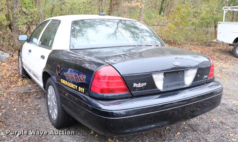 image for item ED9694 2010 Ford Crown Victoria Police Interceptor