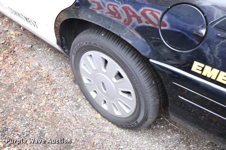 image for item ED9694 2010 Ford Crown Victoria Police Interceptor