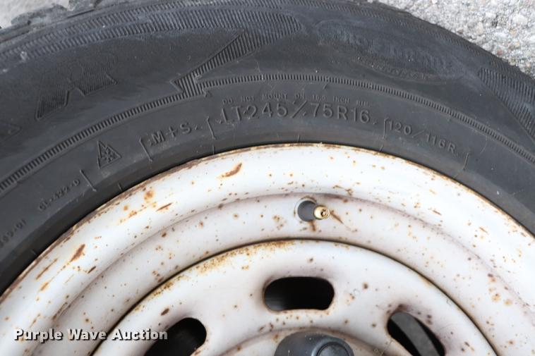 image for item ED9696 2001 Ford F250 Super Duty pickup truck