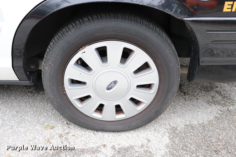 image for item ED9704 2010 Ford Crown Victoria Police Interceptor