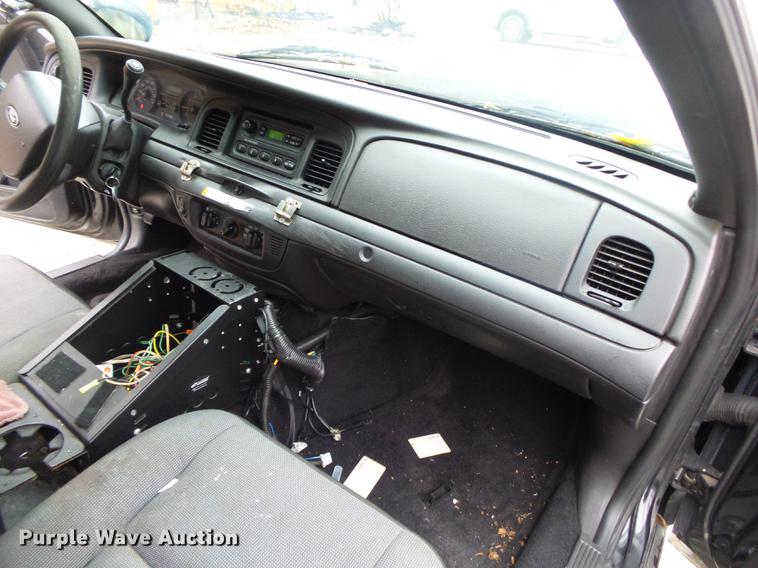 image for item ED9704 2010 Ford Crown Victoria Police Interceptor