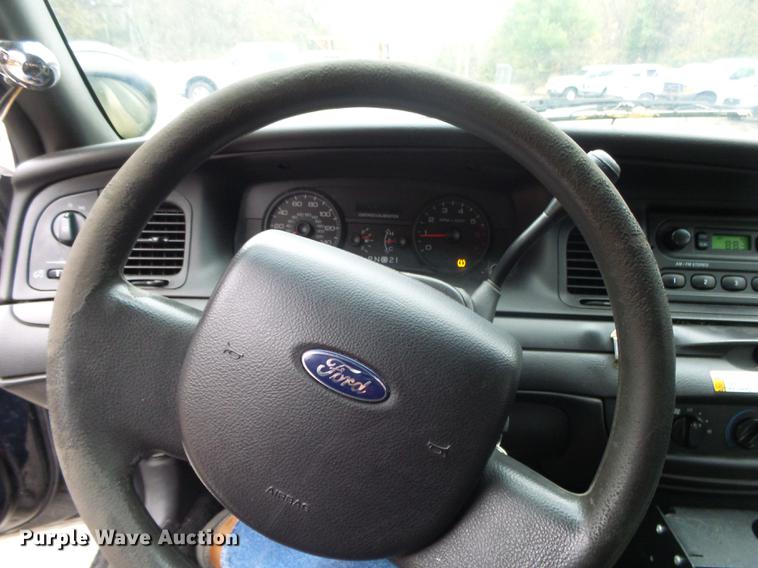 image for item ED9704 2010 Ford Crown Victoria Police Interceptor