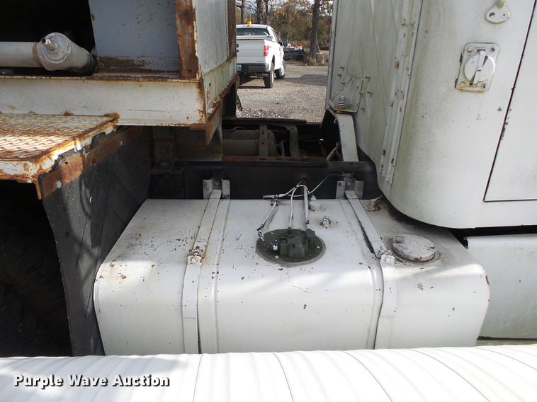 image for item ED9718 1967 Kaiser M44 sewer rodding truck