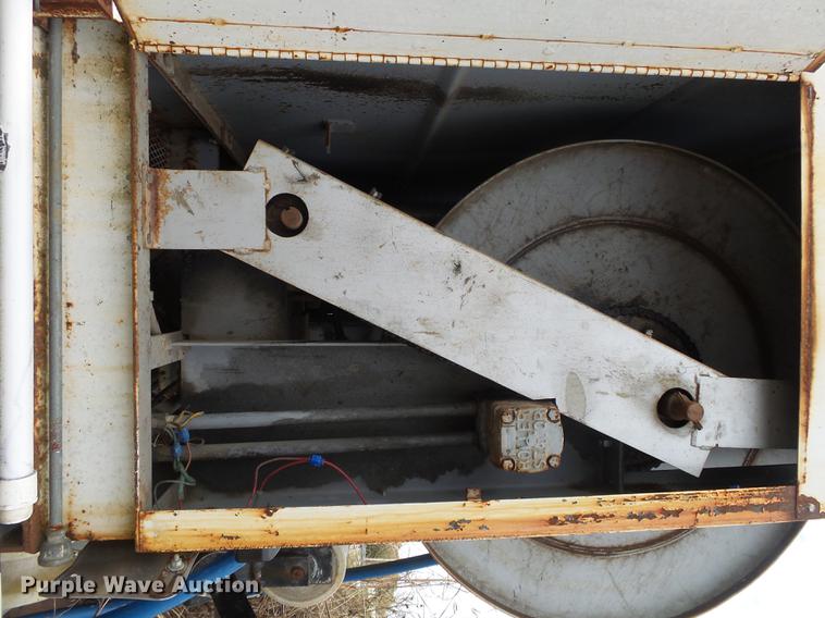 image for item ED9718 1967 Kaiser M44 sewer rodding truck