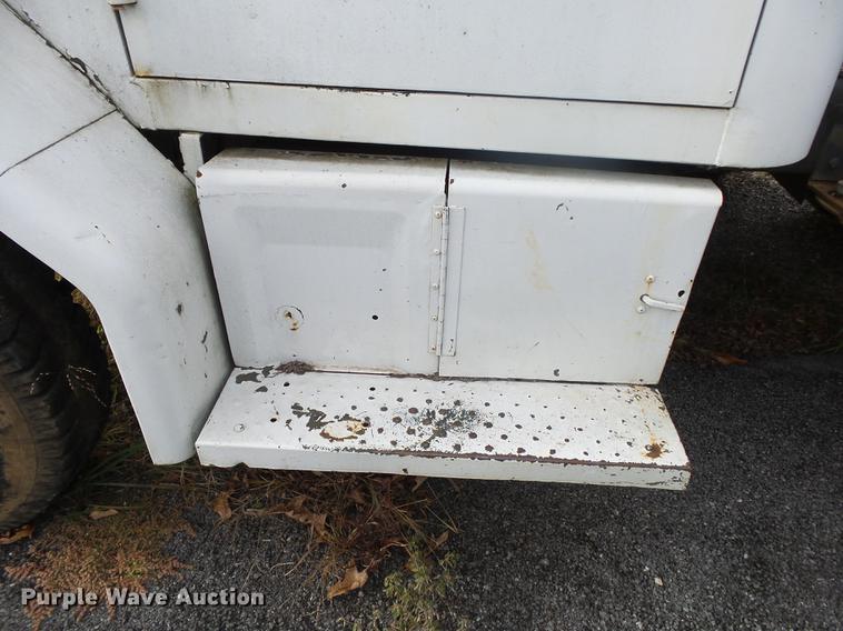 image for item ED9718 1967 Kaiser M44 sewer rodding truck