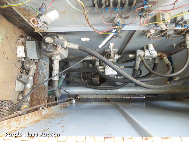 image for item ED9718 1967 Kaiser M44 sewer rodding truck