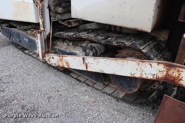 image for item ED9725 Cedarapids CR461 paver