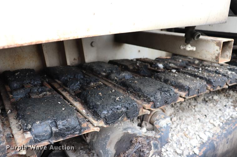 image for item ED9725 Cedarapids CR461 paver