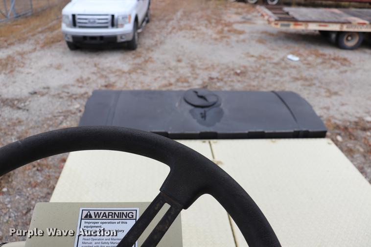 image for item ED9726 2002 Ingersoll Rand PT125R pneumatic roller