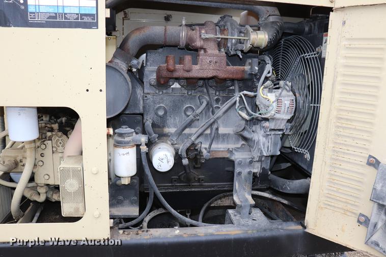 image for item ED9726 2002 Ingersoll Rand PT125R pneumatic roller