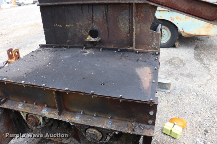 image for item ED9727 Pugmill mixing box