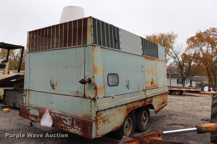 image for item ED9730 1981 Gardner Denver air compressor