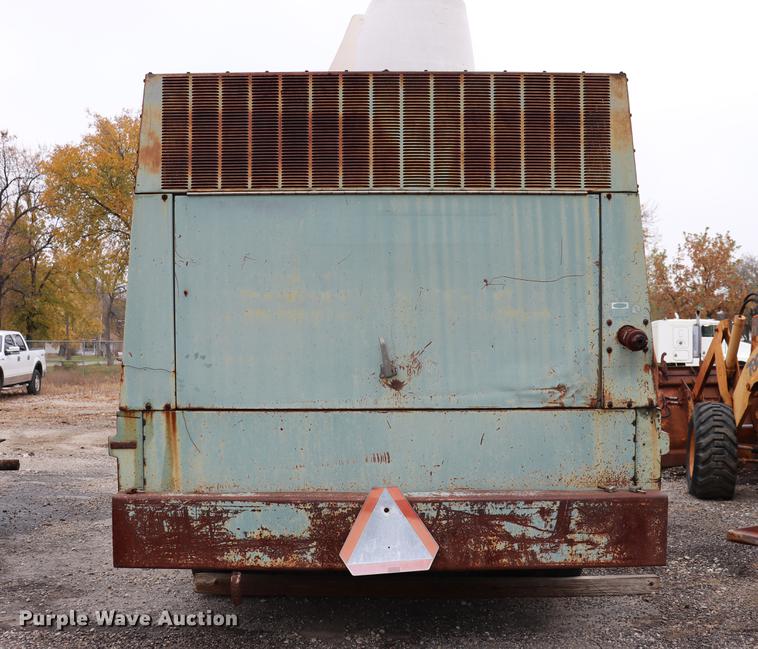 image for item ED9730 1981 Gardner Denver air compressor