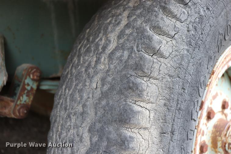 image for item ED9730 1981 Gardner Denver air compressor