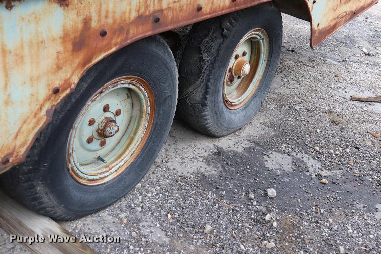 image for item ED9730 1981 Gardner Denver air compressor