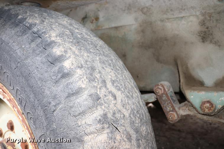 image for item ED9730 1981 Gardner Denver air compressor