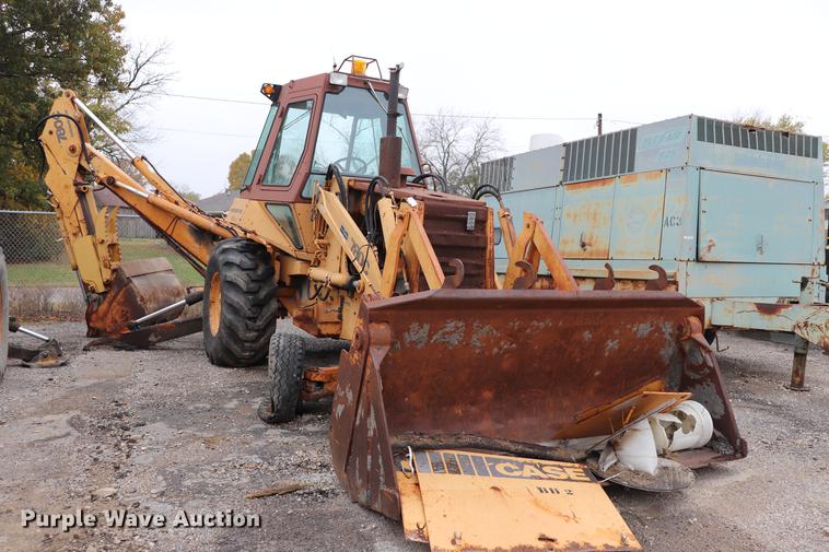 image for item ED9731 1986 Case 780C backhoe