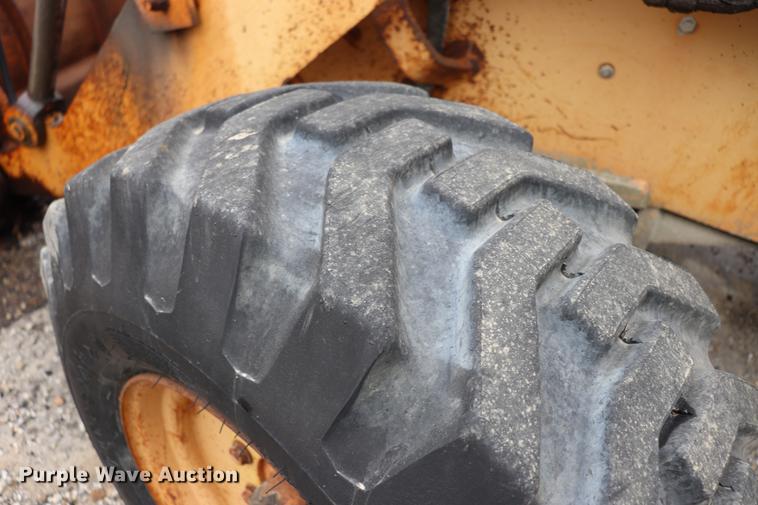 image for item ED9731 1986 Case 780C backhoe